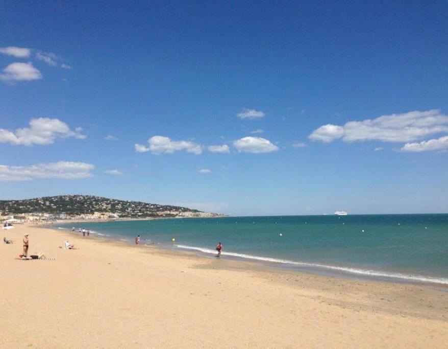 Coquet T2, Quartier Des Quilles, Climatise, 300M Des Plages Sète Exterior foto